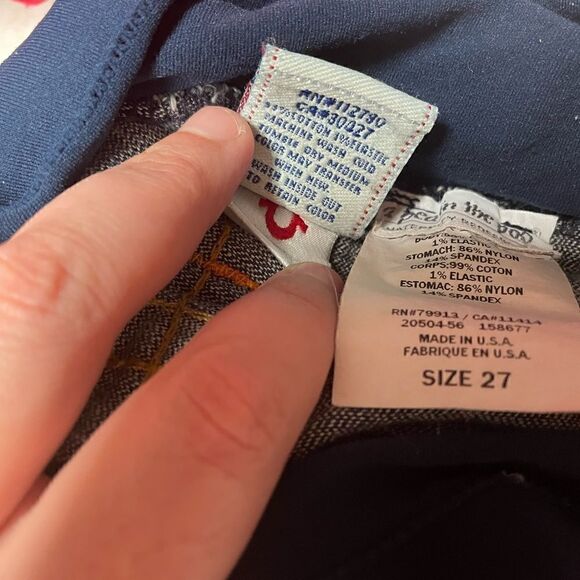 A Pea In The Pod True Religion Bootcut Flare Leg Maternity size 31” waist - Picture 7 of 9